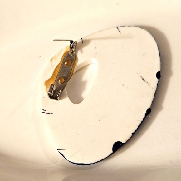 🐿 5/$20 🐿 Vintage Navy and White Art Deco Geometric Brooch Pin P1P15 - Picture 5 of 7